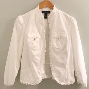 EUC International Concepts White Jacket Size S